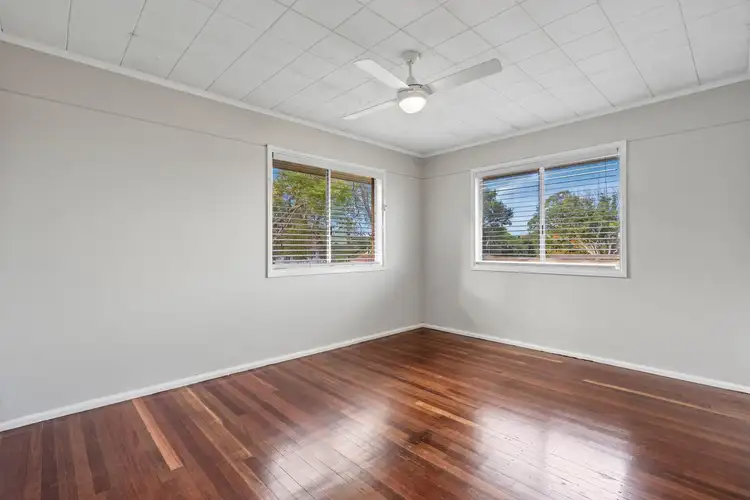 Third view of Homely house listing, 33 Wentworth Street, Woodridge QLD 4114