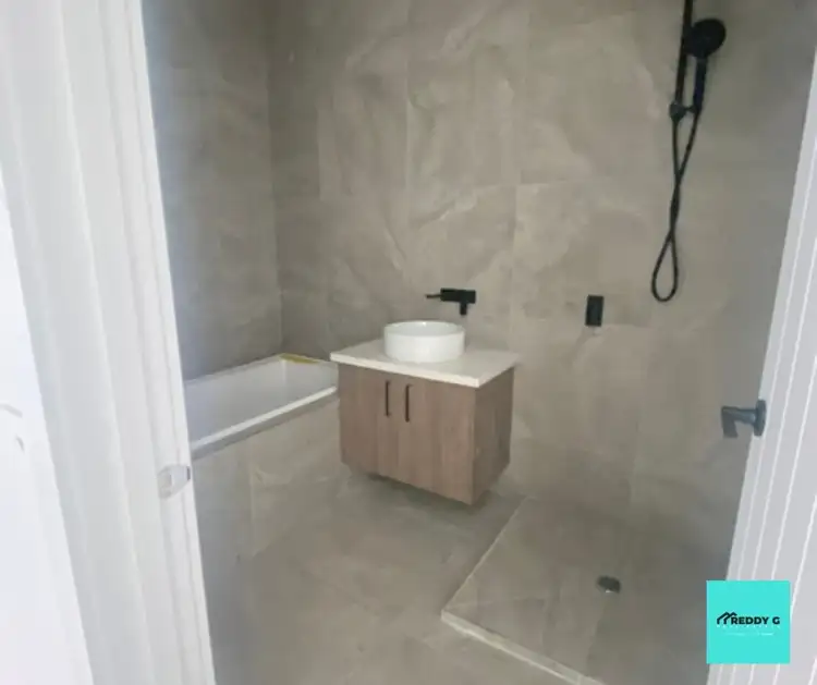 Fifth view of Homely house listing, 10 Lidar Walk, Tarneit VIC 3029