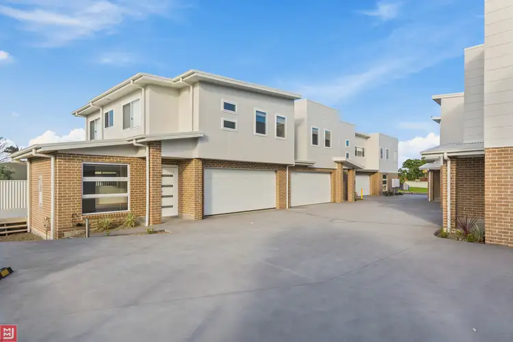 Main view of Homely townhouse listing, 4/46 Addison Avenue, Lake Illawarra NSW 2528