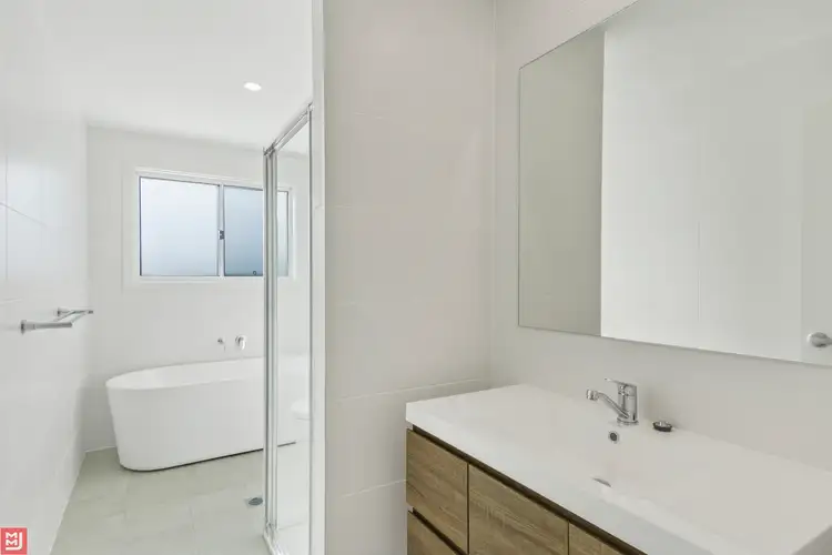 Third view of Homely townhouse listing, 4/46 Addison Avenue, Lake Illawarra NSW 2528