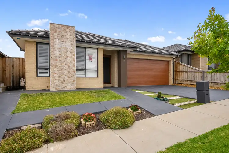 Second view of Homely house listing, 3 Dixon Way, Maddingley VIC 3340