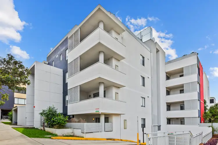 18/5 Robilliard Street, Mays Hill NSW 2145