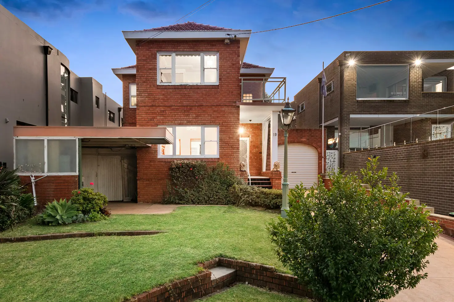Main view of Homely house listing, 19 Kangaroo Point Road, Kangaroo Point NSW 2224