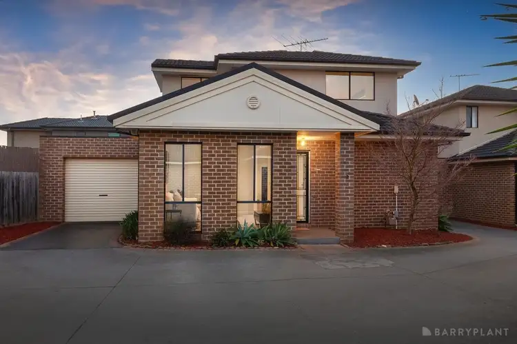 Main view of Homely townhouse listing, 2/130 Kennington Park Drive, Endeavour Hills VIC 3802