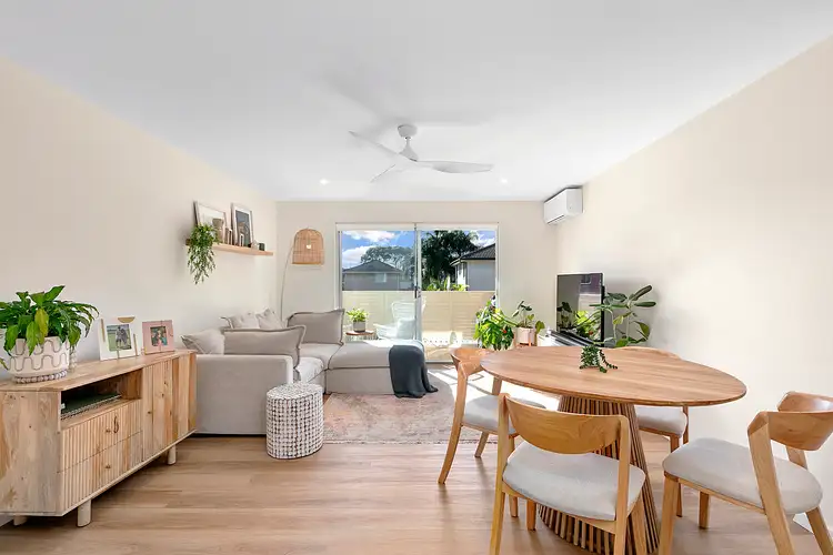 Second view of Homely unit listing, 11/40 The Crescent, Dee Why NSW 2099