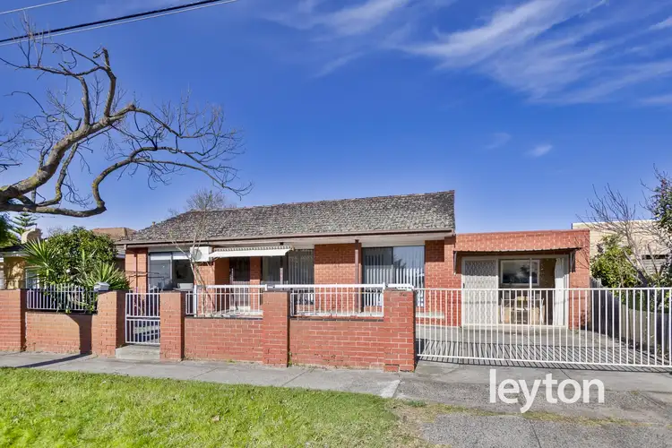 Main view of Homely unit listing, 1/42 Balmoral Avenue, Springvale VIC 3171