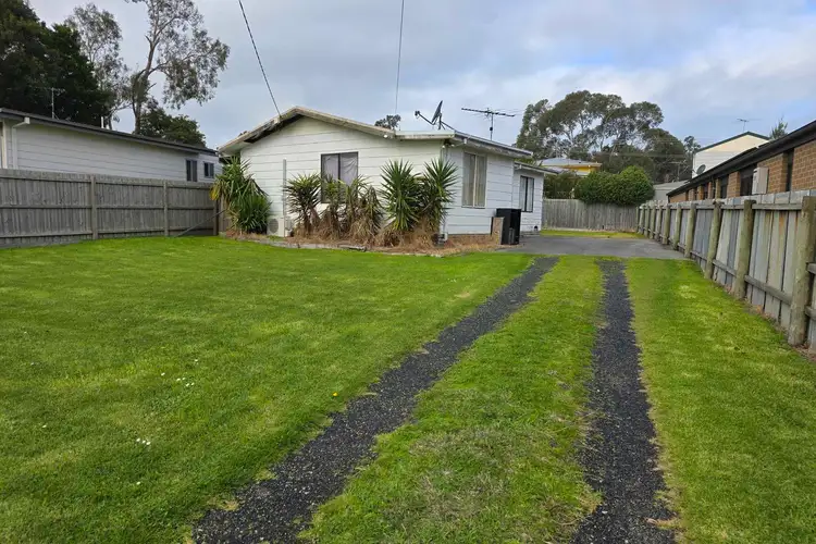 11 Helen Street, Pioneer Bay VIC 3984