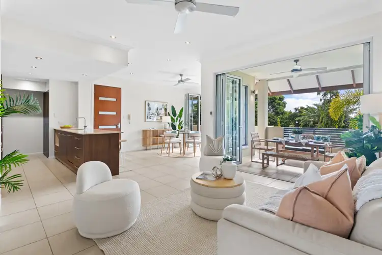2/110 Harbour Drive, Trinity Park QLD 4879