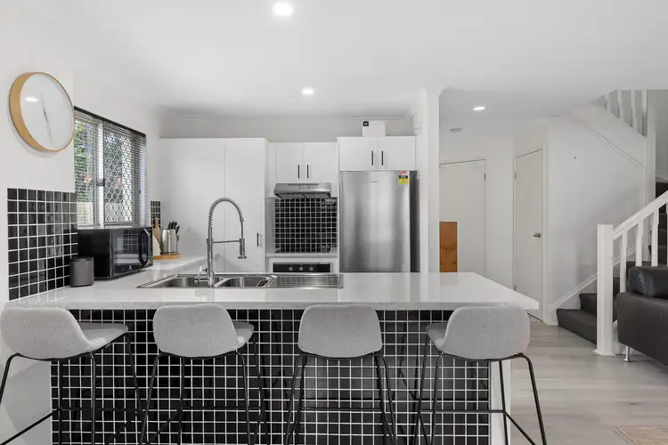 Fourth view of Homely townhouse listing, 32/102-104 Alexander Drive, Highland Park QLD 4211