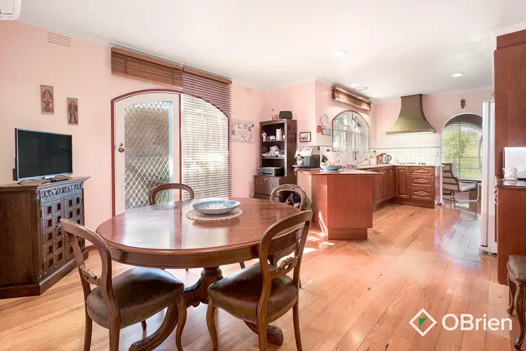 Fifth view of Homely house listing, 33 Oaklands Crescent, Frankston VIC 3199