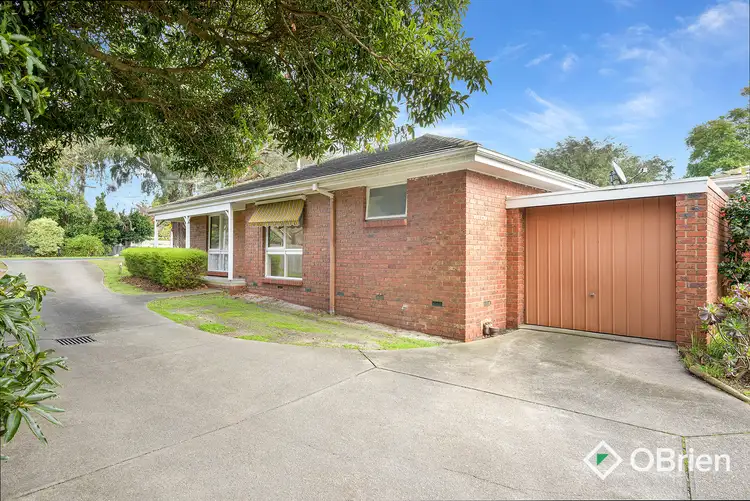 Second view of Homely unit listing, 2/15 Heatherhill Road, Frankston VIC 3199