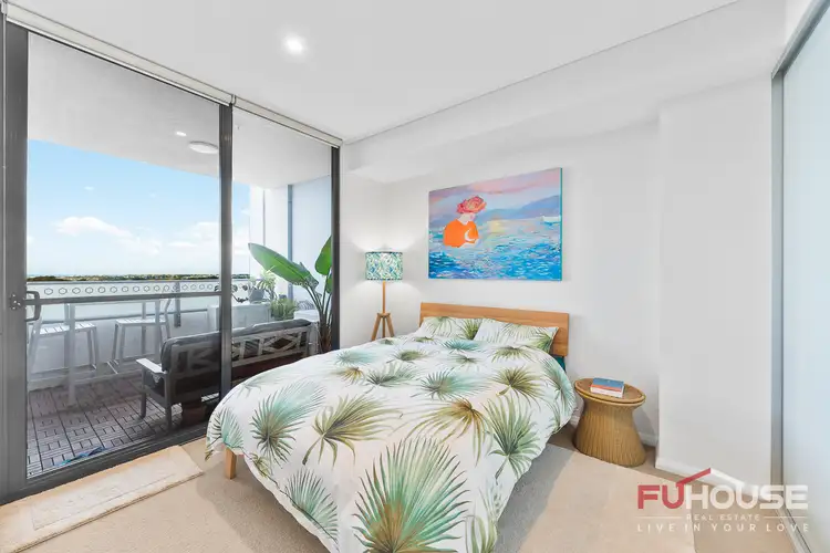 220A/10 Village Place, Kirrawee NSW 2232