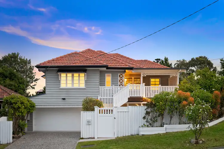 21 Palmer Street, Greenslopes QLD 4120