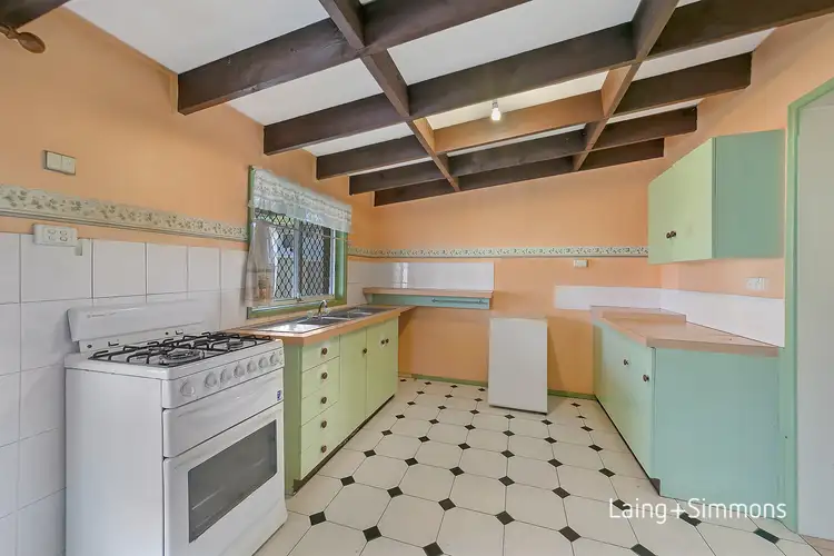 Fourth view of Homely house listing, 2 Edwina Place, Plumpton NSW 2761
