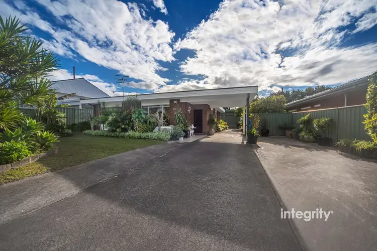 73 Cambewarra Road, Bomaderry NSW 2541