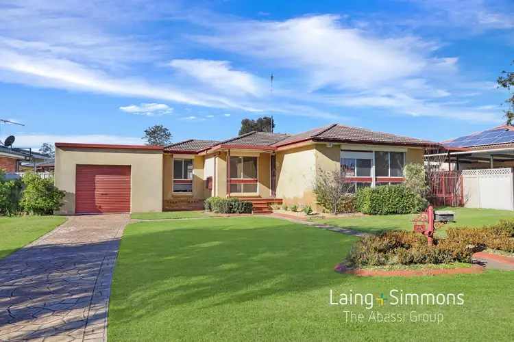 40 Warburton Crescent, Werrington County NSW 2747