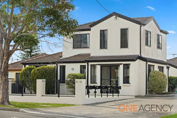 1/30 Barton Street, Smithfield NSW 2164