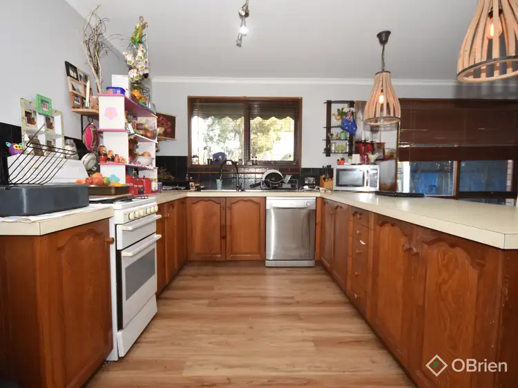 Third view of Homely house listing, 2 Bankin Court, East Bairnsdale VIC 3875