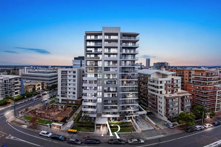 104/2 Lachlan Street