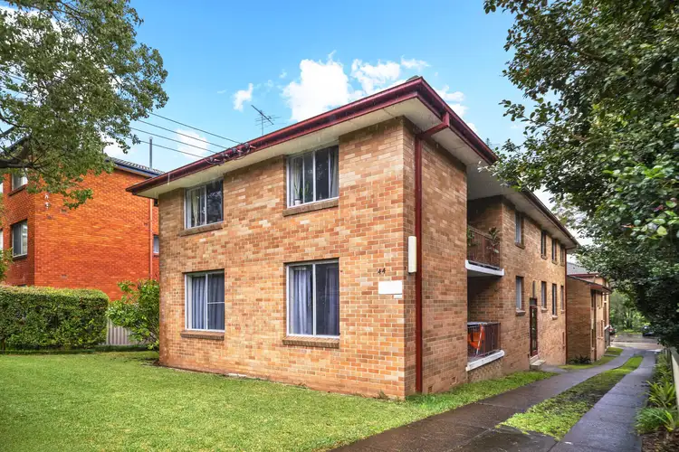 8/44 Meadow Crescent, Meadowbank NSW 2114