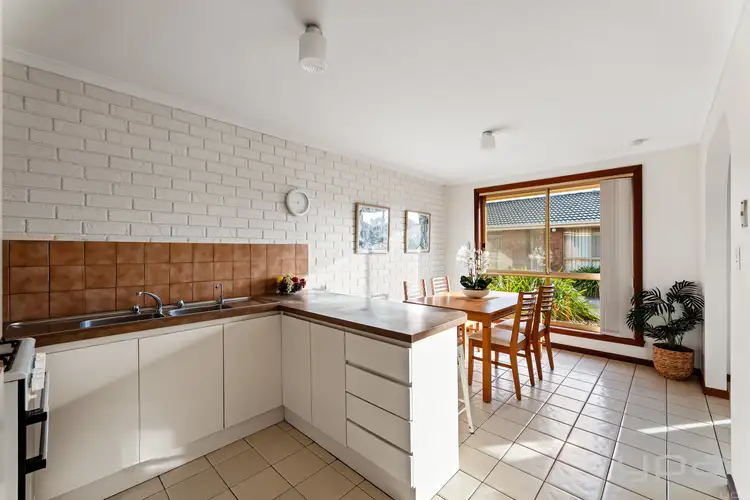 Fifth view of Homely unit listing, 2/73-75 Rosella Avenue, Werribee VIC 3030