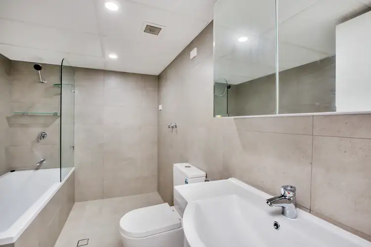Fourth view of Homely apartment listing, 4C/6 Macleay Street, Potts Point NSW 2011
