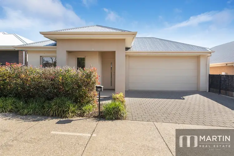 32 Vista Parade, Seaford Heights SA 5169