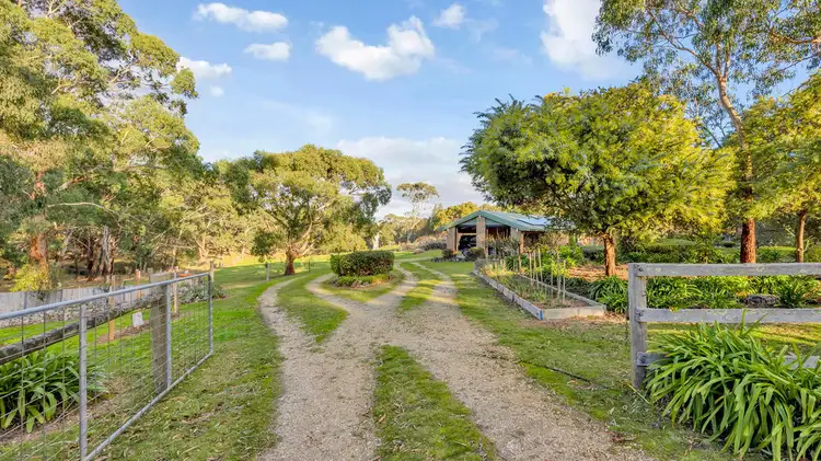 10 La Cote Road, Greendale VIC 3341