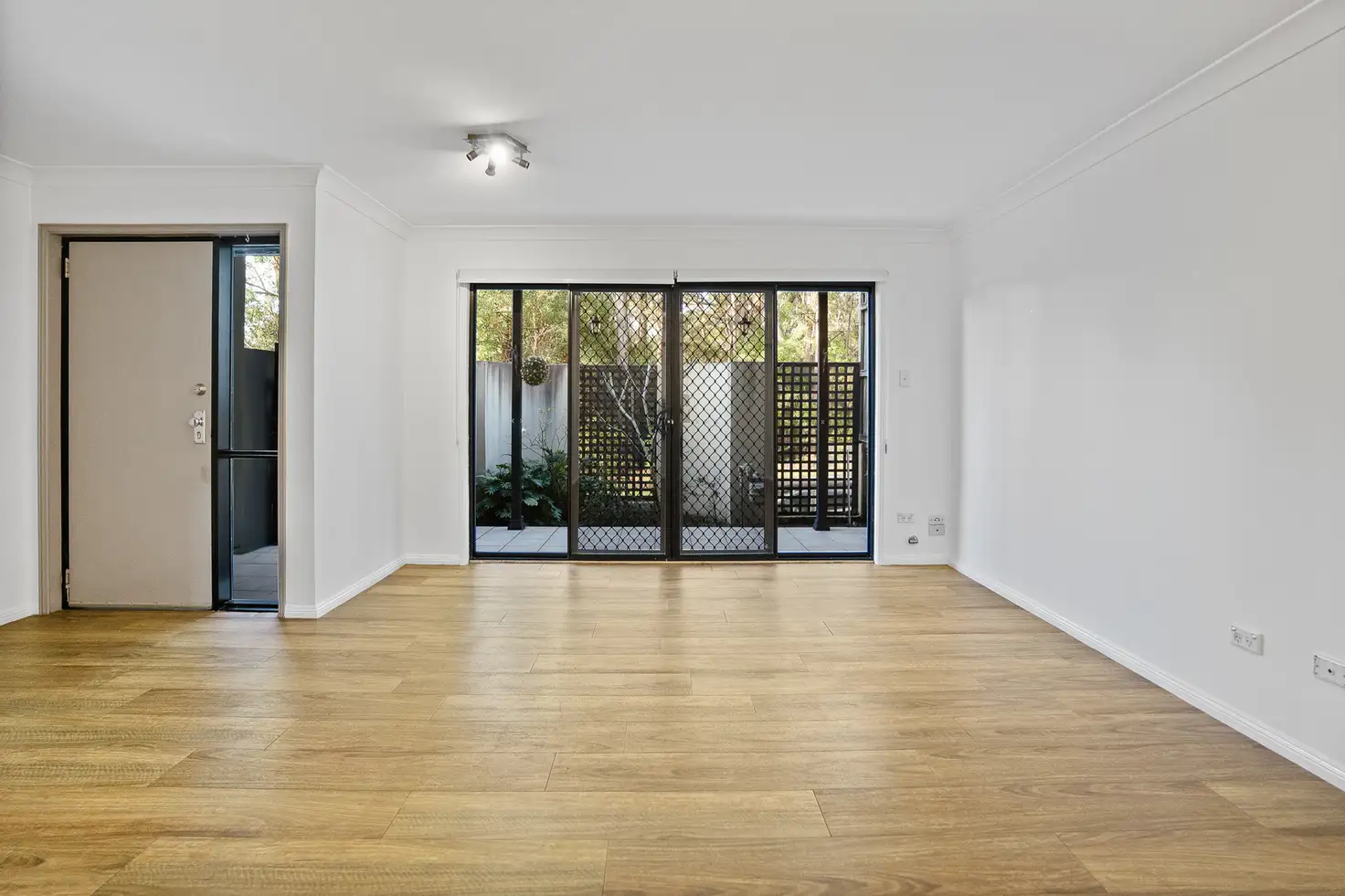 Main view of Homely townhouse listing, 23/55-59 Dwyer Street, North Gosford NSW 2250