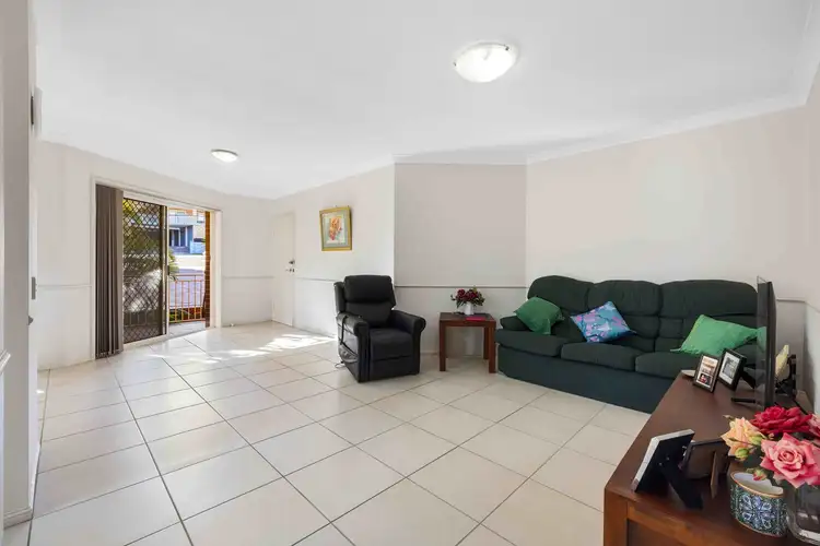 Third view of Homely unit listing, 2/9 Macaulay Street, Coorparoo QLD 4151