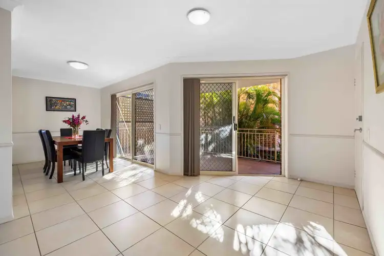 Fourth view of Homely unit listing, 2/9 Macaulay Street, Coorparoo QLD 4151