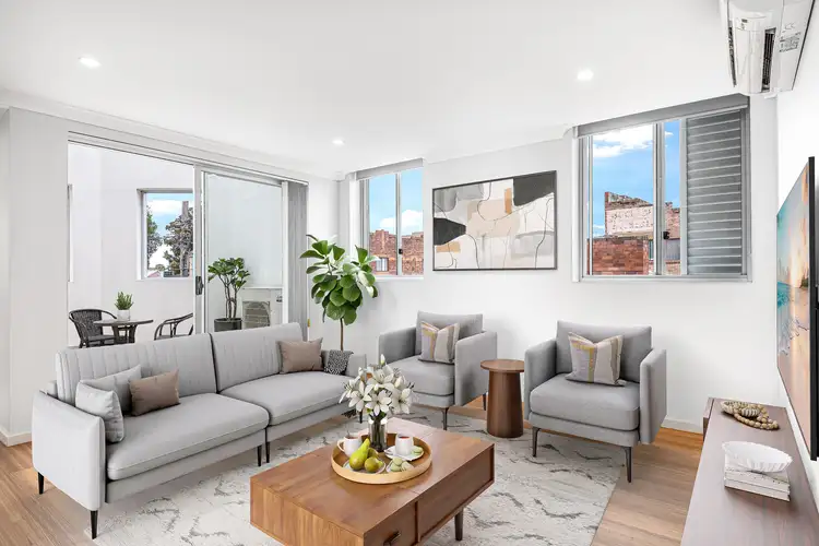 Main view of Homely unit listing, 3/8 Faraday Road, Padstow NSW 2211