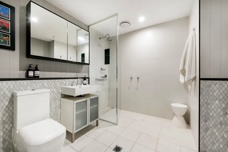 Sixth view of Homely apartment listing, 702/2 Cowper Street, Glebe NSW 2037
