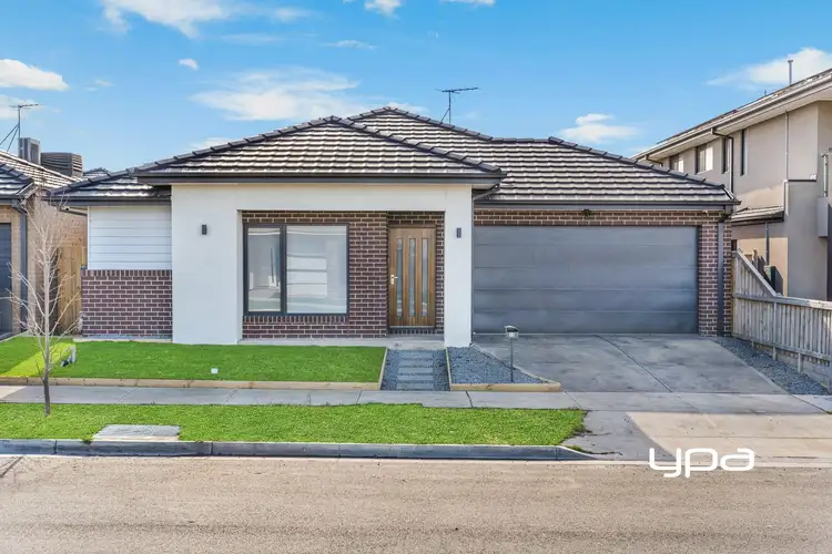 12 Capek Street, Sunbury VIC 3429