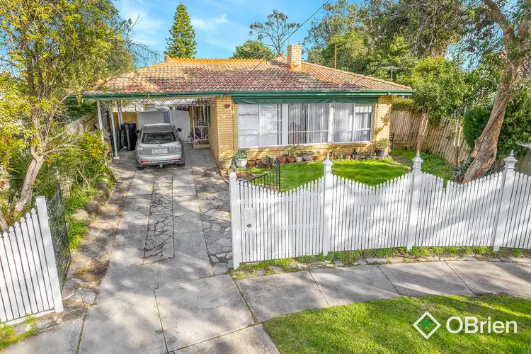 12 Hickory Crescent, Frankston North VIC 3200