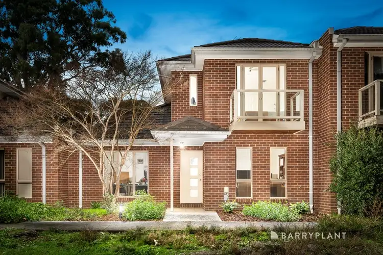 27/5 Delacombe Drive, Mill Park VIC 3082