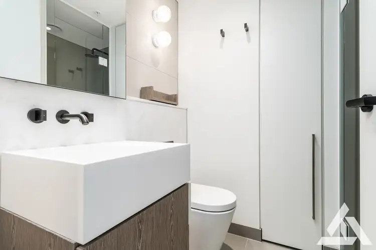 Fourth view of Homely apartment listing, 5605/370 Queen Street, Melbourne VIC 3000