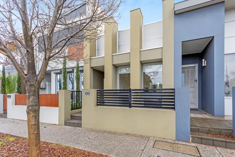13 Carrington Lane