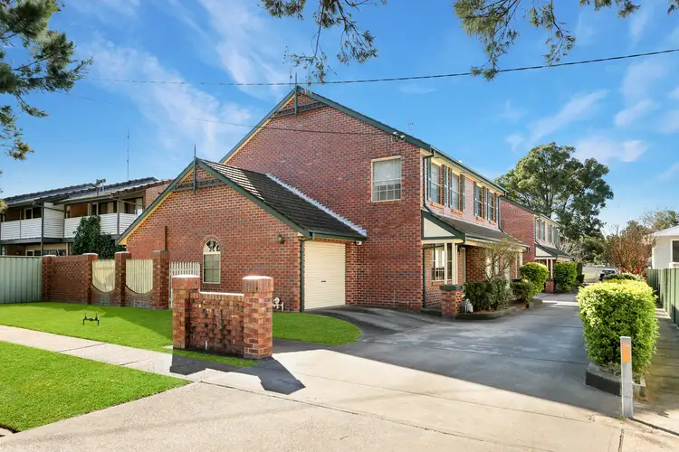 1/111 Hobart Road, New Lambton NSW 2305