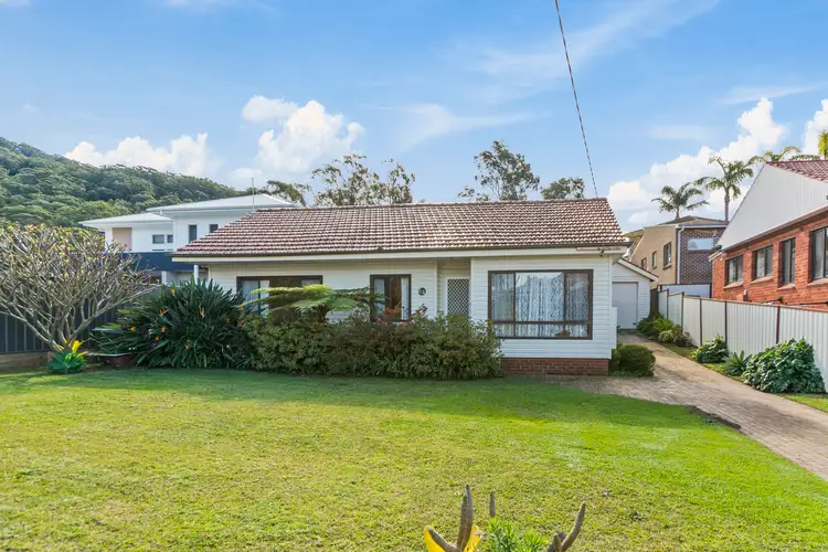 64 Francis Street, Corrimal NSW 2518