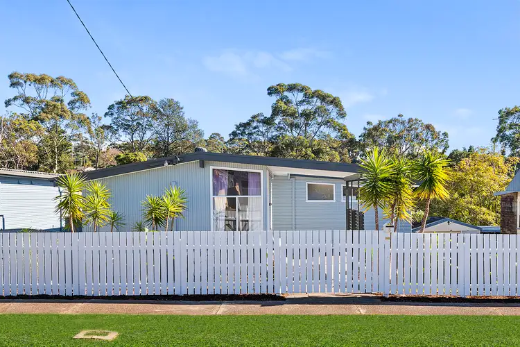 8 Acacia Avenue