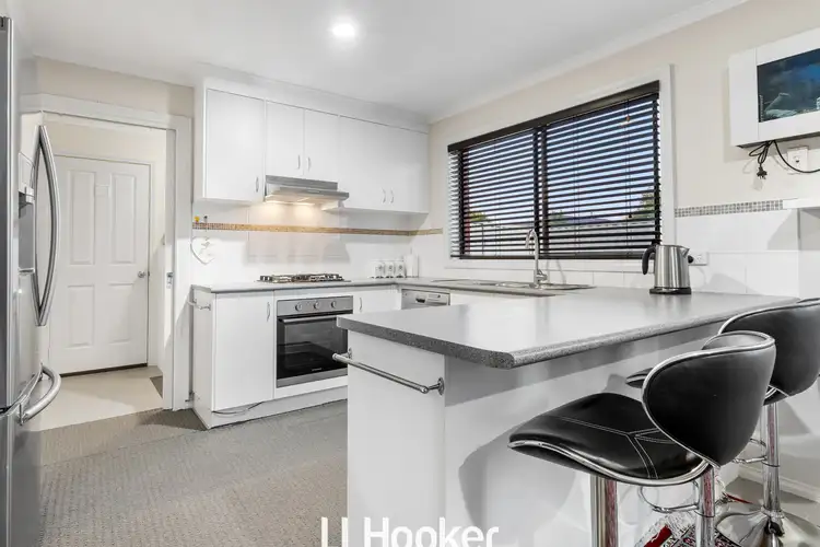 Sixth view of Homely house listing, 6 Venus Place, Cranbourne VIC 3977