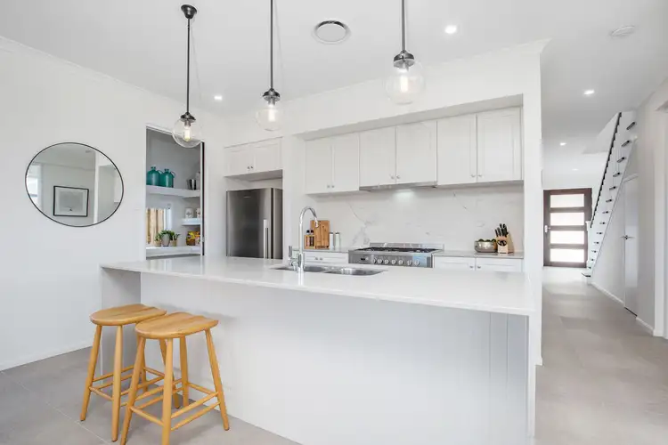 Third view of Homely house listing, 5 Celtic Way, Helensvale QLD 4212