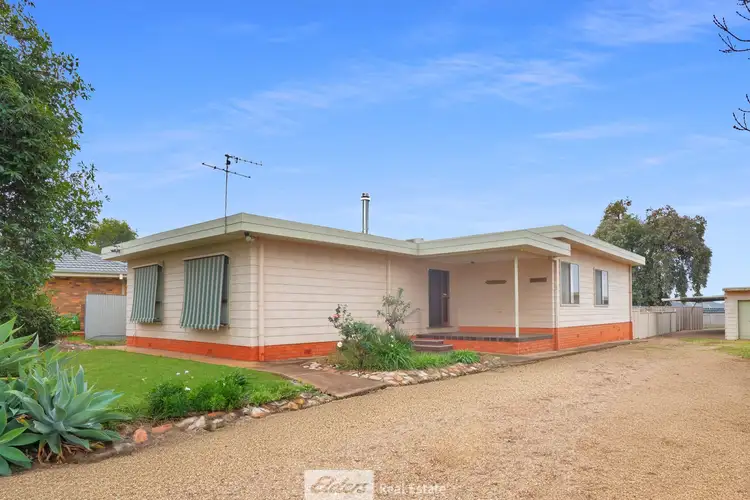 11 Duff Place, Griffith NSW 2680