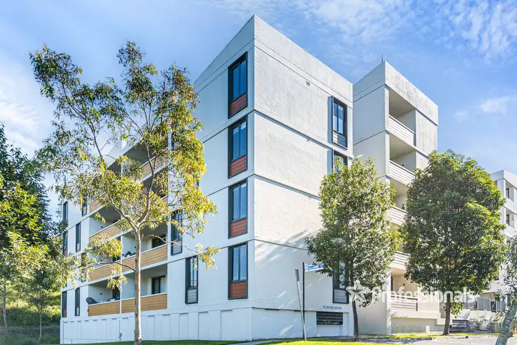 204/72 River Road