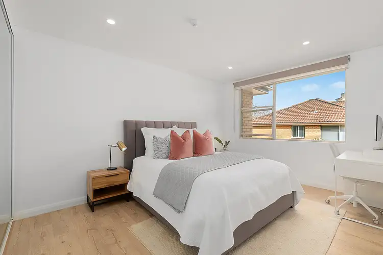 Third view of Homely apartment listing, 5/100 Shirley Road, Wollstonecraft NSW 2065