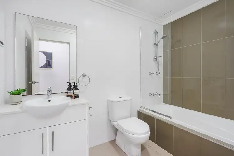 Sixth view of Homely apartment listing, 3/41 Roseberry Street, Manly Vale NSW 2093