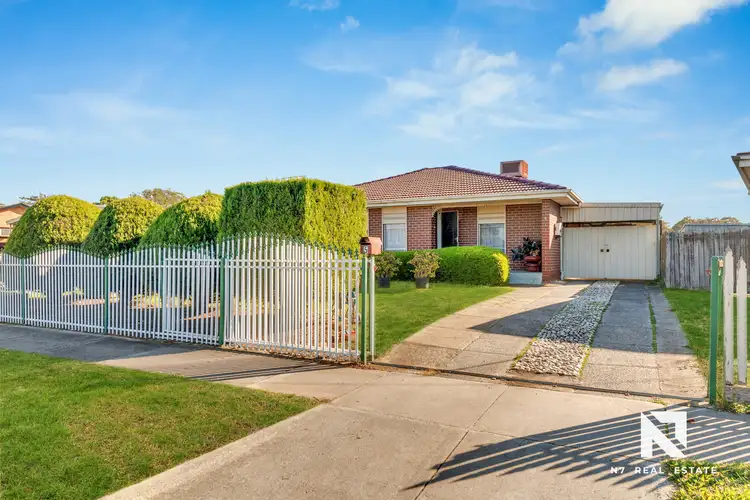 5 Bennett Avenue, Sunshine West VIC 3020