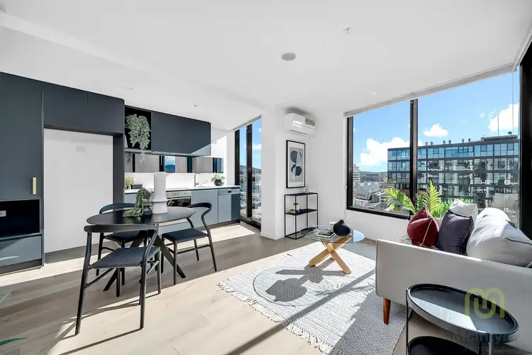 1104/81 Cooyong Street
