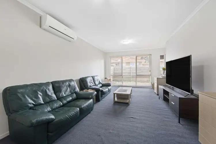 2/103 Pasley Street, Sunbury VIC 3429